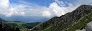 51 Vista sulle pareti rocciose della Corna Grande